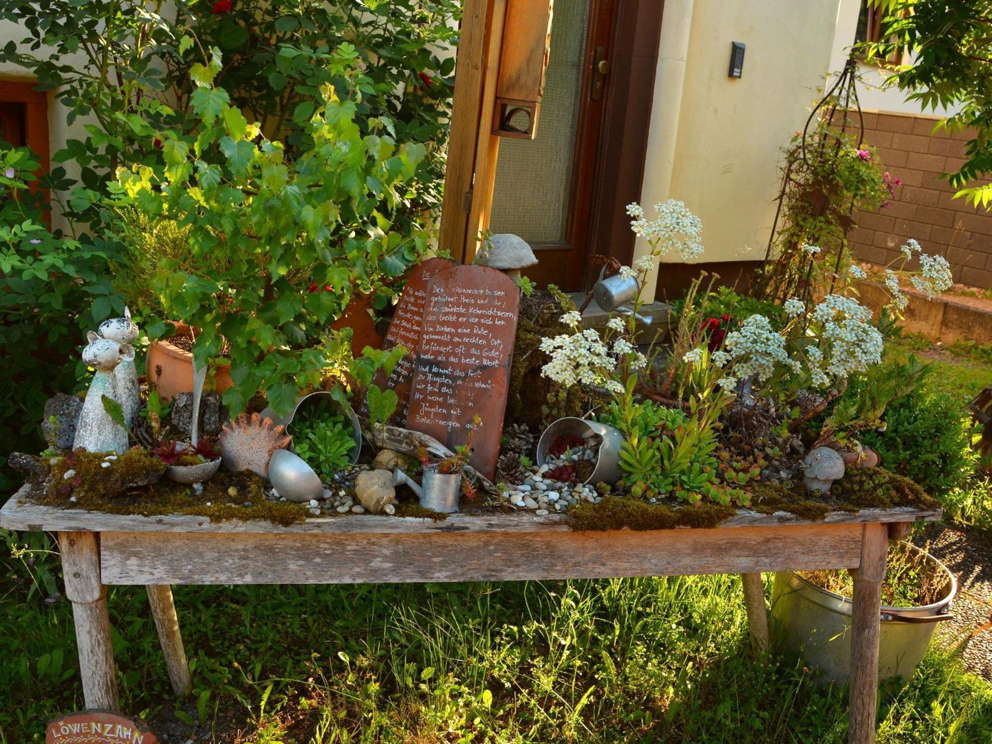 Ferienwohnung Im VitalArt Naturgarten Zweibrücken Exterior foto